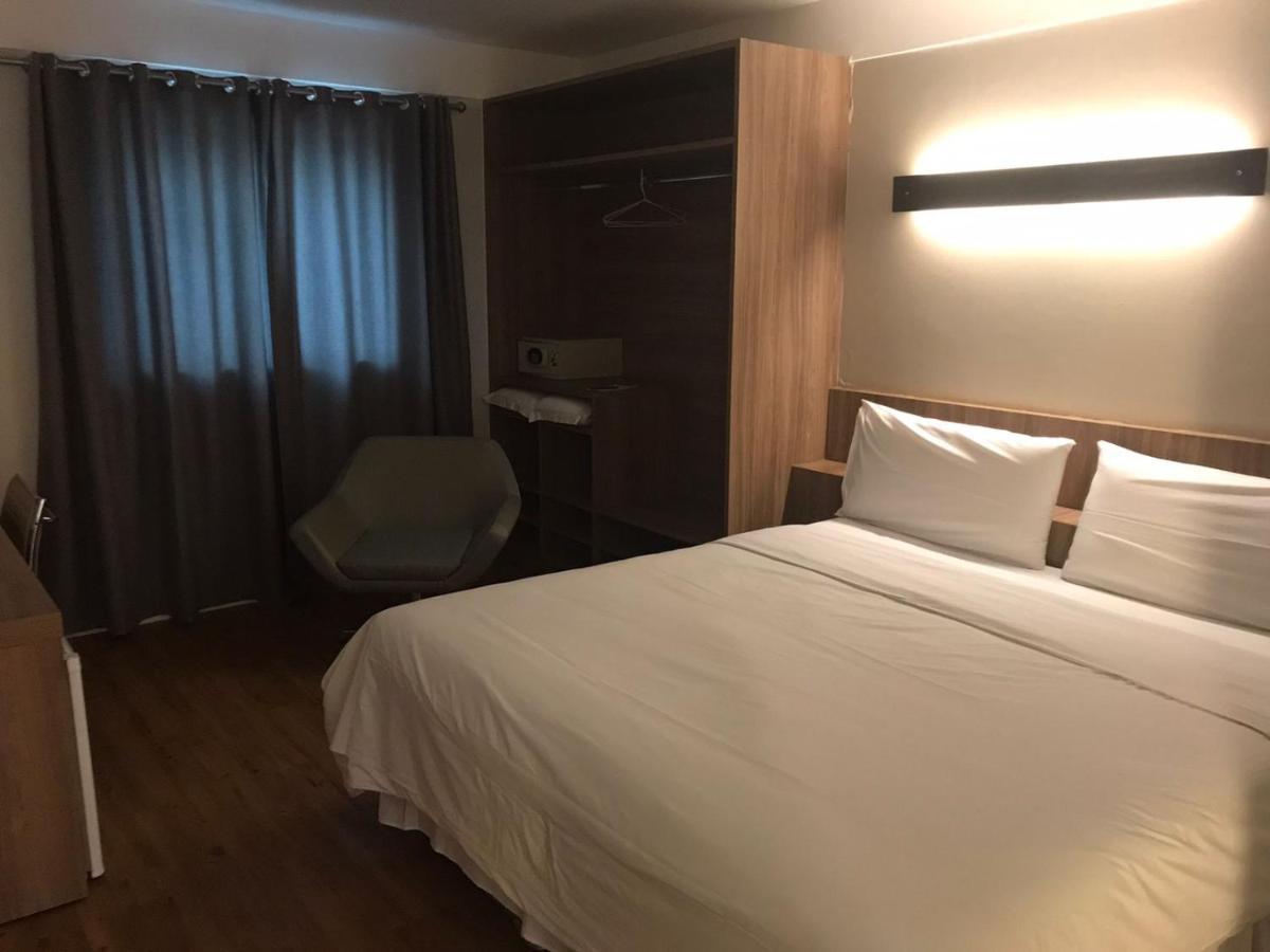 Delmond Hotel Cuiaba  Exterior photo